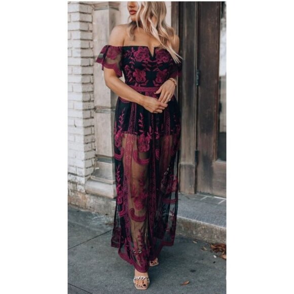 Cloud Ten Canyon Lace Black Romper Dress with Maroon Embroidery Dress Shorts Siz - Picture 3 of 16